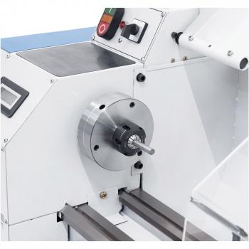 The ER 25 collet chuck ensures high concentricity when clamping workpieces, clamping range 1-16 mm.